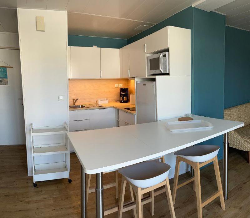 Superbe T3 Les Pieds Dans L'Eau, Parking, Piscine En Ete Apartment Lacanau Exterior foto